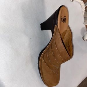 Sofft heels. Brand new never worn.